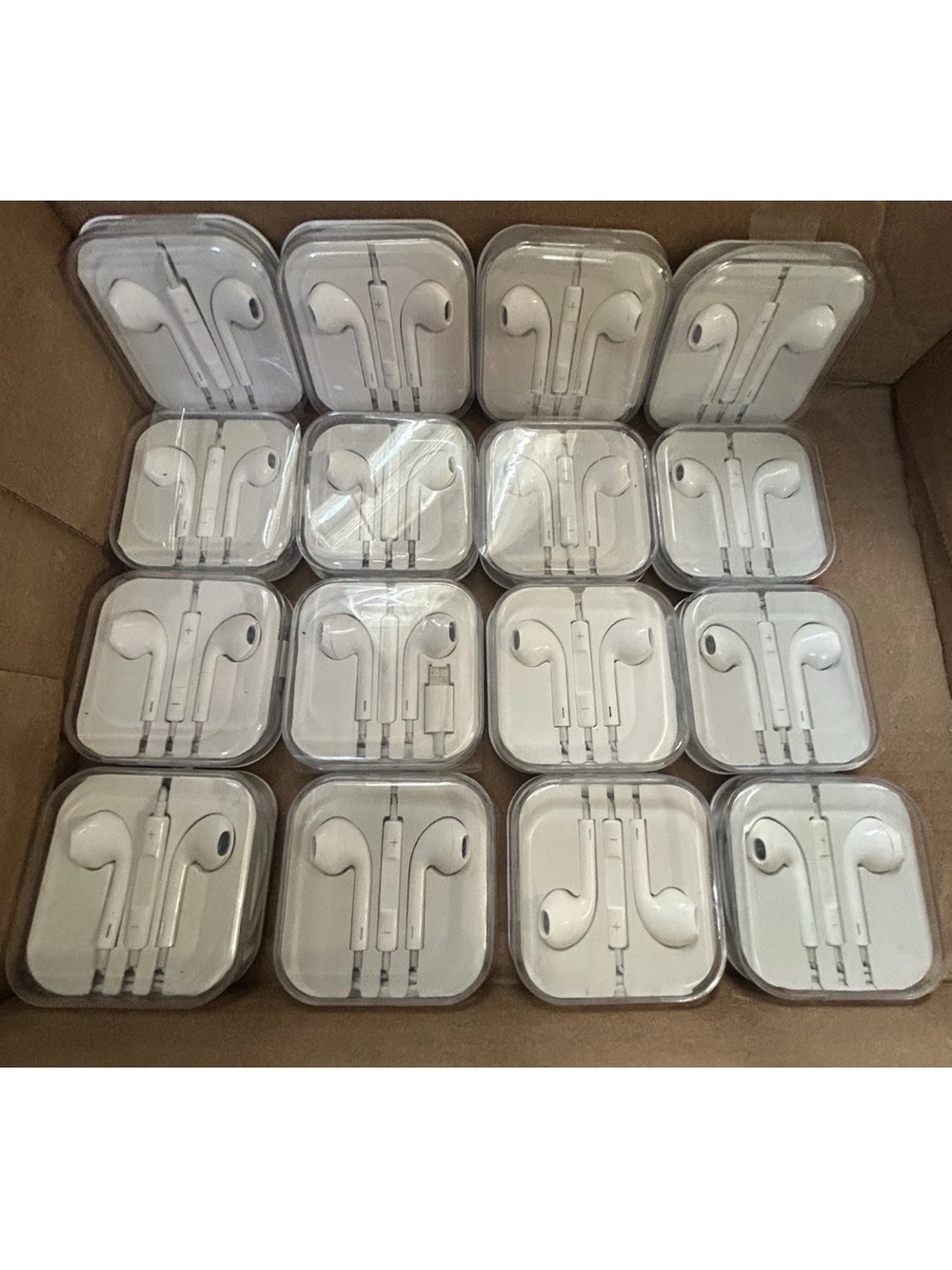 Lot of 15 Apple Wired EarPods Earbuds 3.5mm Headphone Jack Bulk Lot